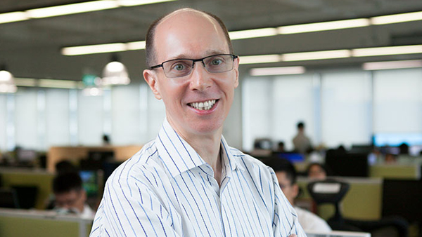 CXA拓展亚洲业务,鲍勃查尔斯领导香港业务